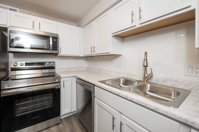 Interior Photo - Townhomes at Easton Park
