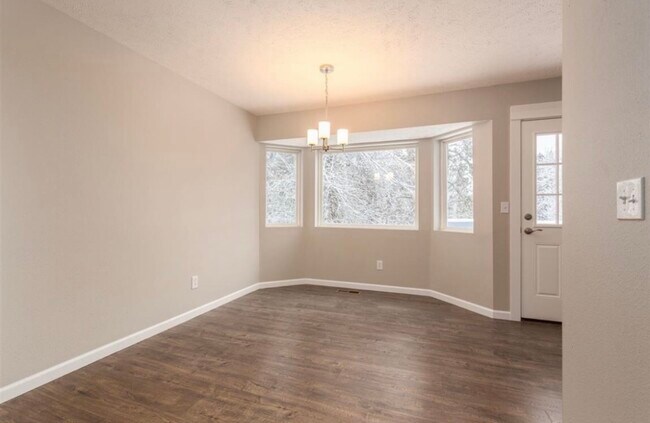Foto del edificio - 3925 E 12th Ave