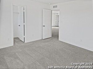 Foto del edificio - 832 Heartseed Ave