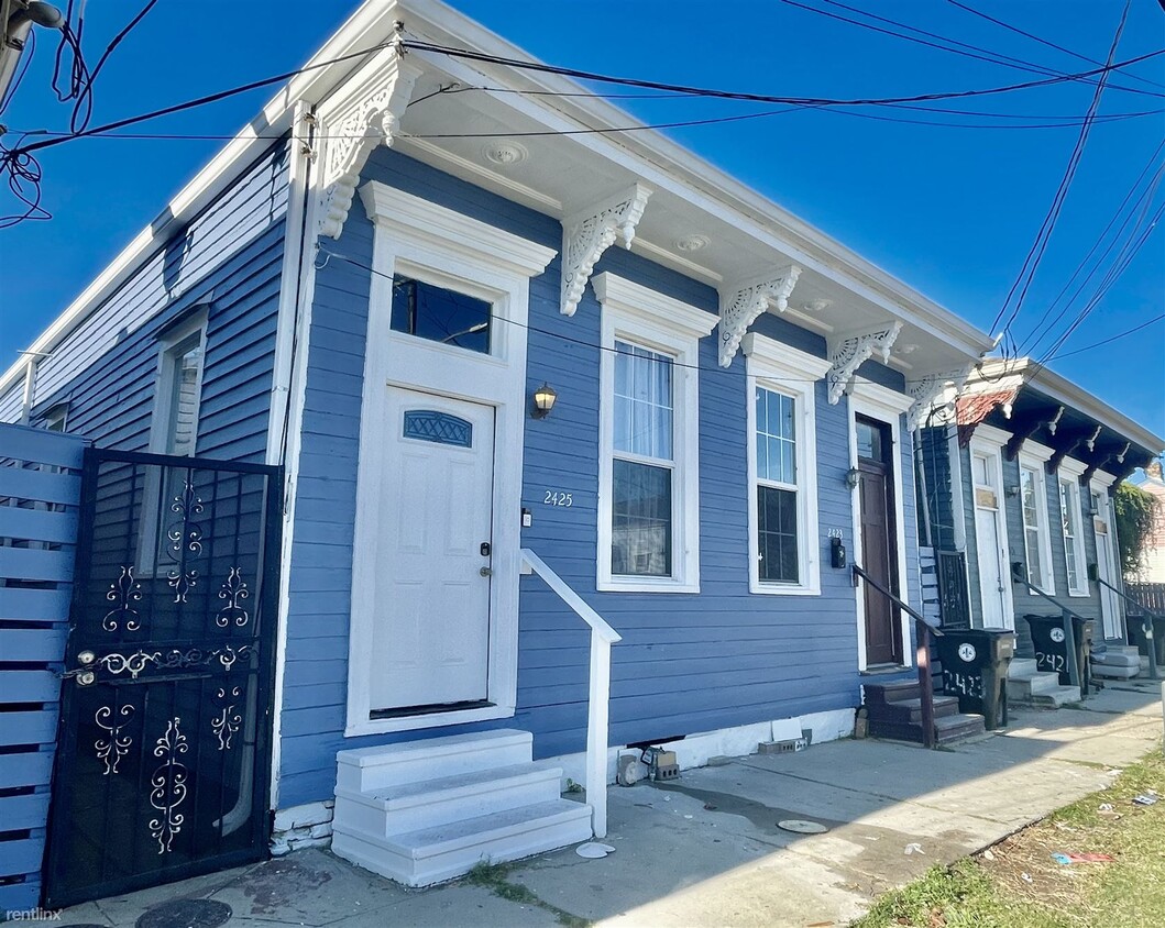 Primary Photo - 2 br, 1 bath Duplex - 2425 Freret Street