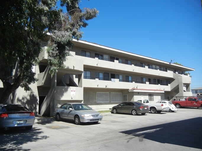 Fullerton Ave Apartments Apartments in Buena Park, CA