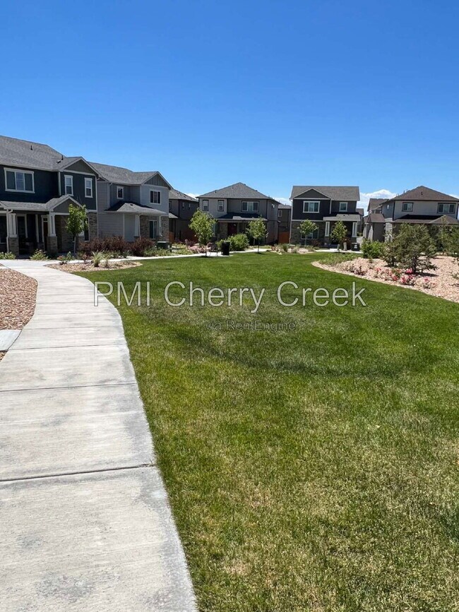 Foto del edificio - 6841 Longpark Dr