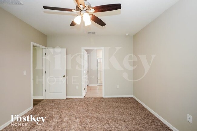 Foto del edificio - 855 Sheen Cir