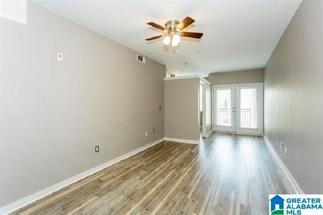 Foto del edificio - 401 20th St S