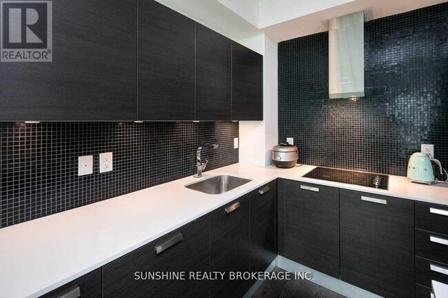 Building Photo - 9 Bogert Ave