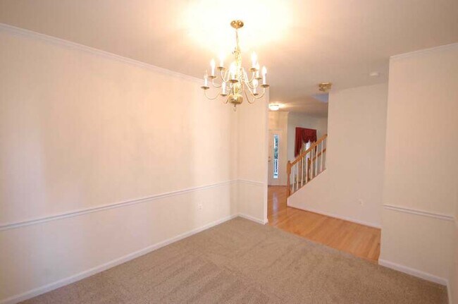 Foto del edificio - 8509 Calverts Mill Way