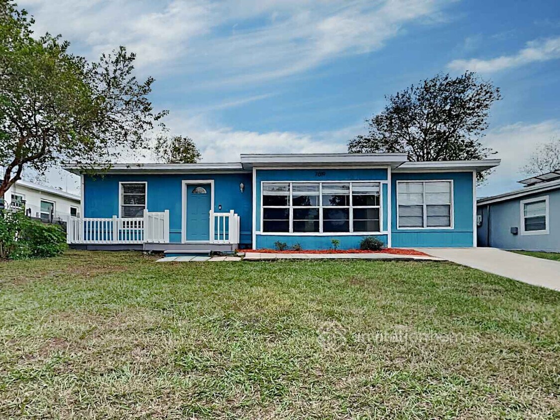 Primary Photo - 7019 Aspen Ave