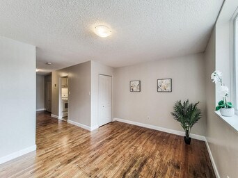 Photo du bâtiment - Mill Place Apartments