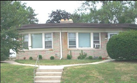 Primary Photo - 9128-9138 W Bluemound Rd