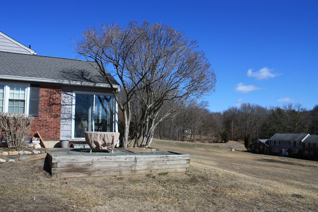 Building Photo - 86 Old Farms Ln