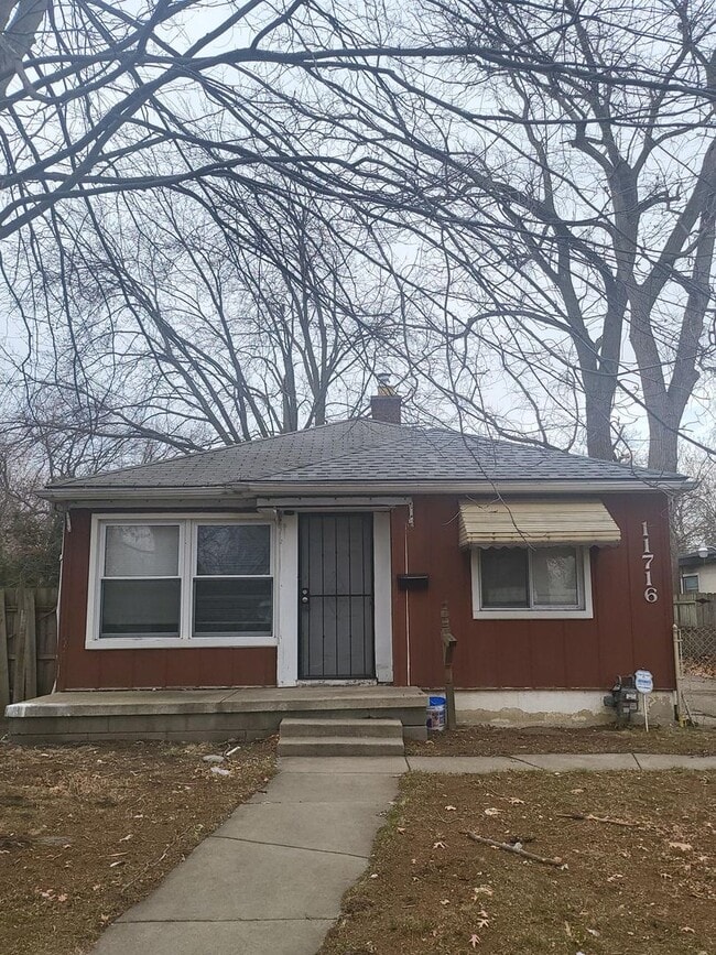 Building Photo - $1050 Charming 2 Bed Home