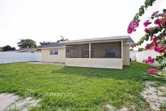 Building Photo - 350 NW 99th Way