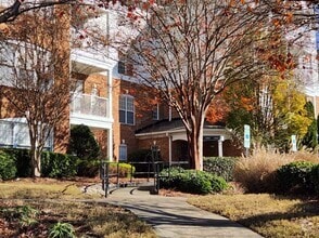Building Photo - 14839 Santa Lucia Dr