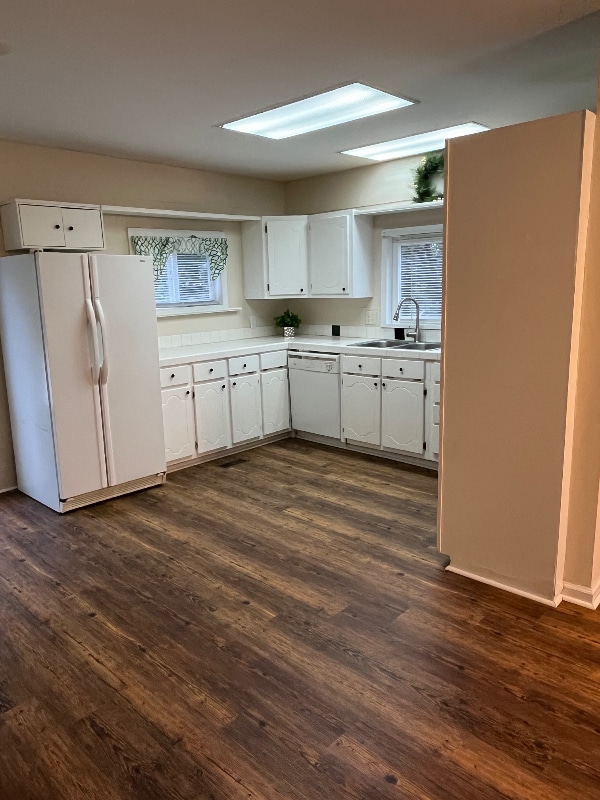 Building Photo - 8509 Edwards Rd