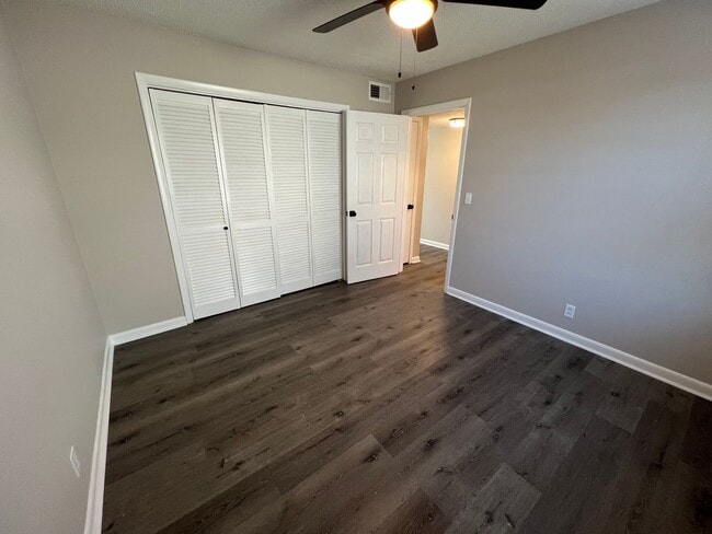 Building Photo - Reduced Pricing!