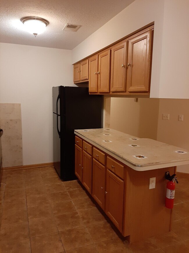 Building Photo - 9666 Sawgrass Ct