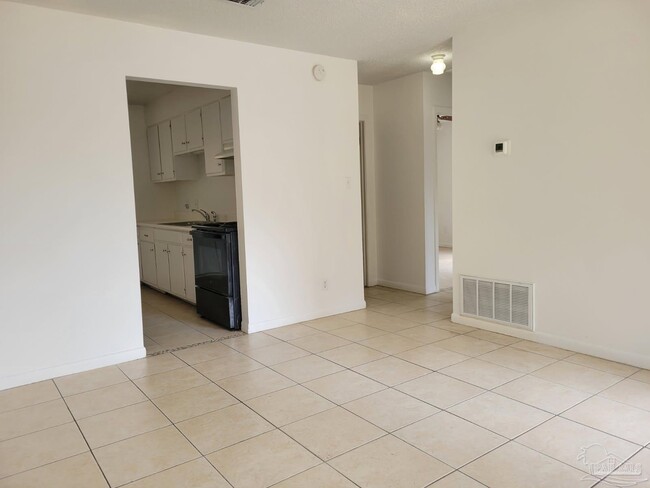 Building Photo - 5376 Conecuh St