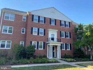 Building Photo - 6731 W Wakefield Dr