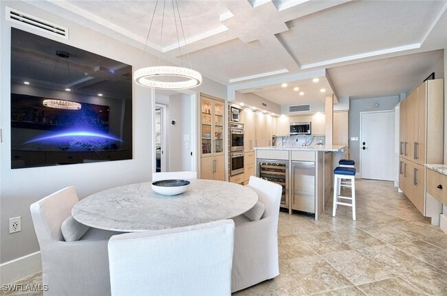 Building Photo - 1977 Gulf Shore Blvd N