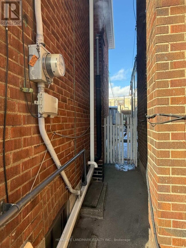 Photo du bâtiment - 4 Sully Crescent