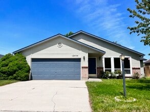 Building Photo - 12434 W Red Spruce Dr