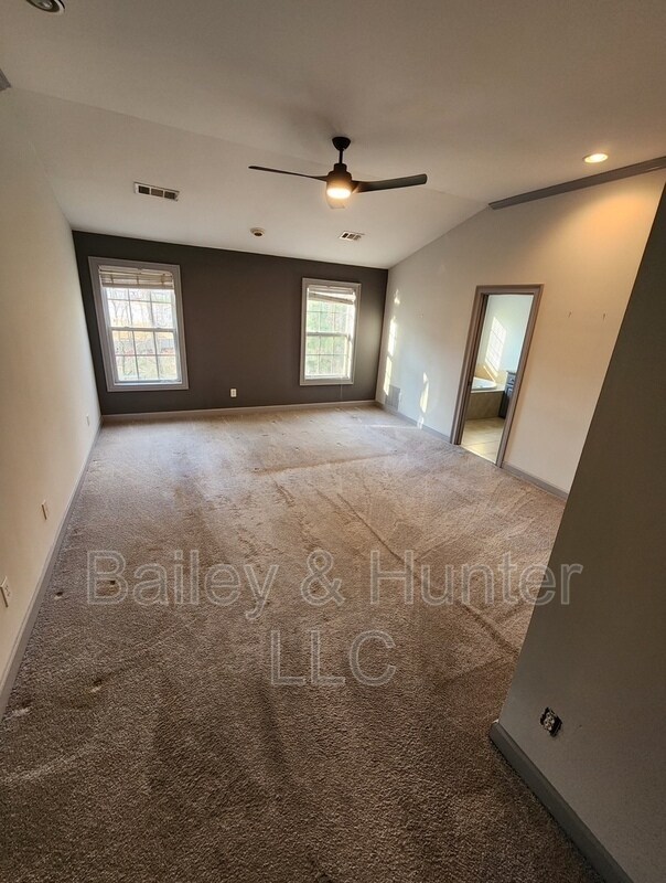 Foto del edificio - 3365 Regent Pl SW