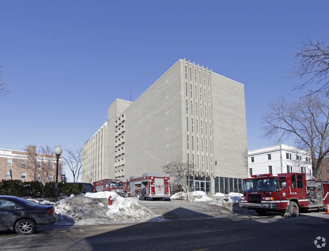 Building Photo - CLOSED - The Langdon