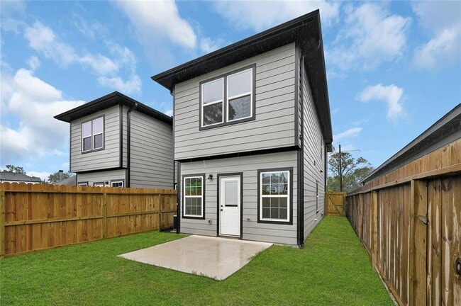 Building Photo - 7415 Hezekiah Ln