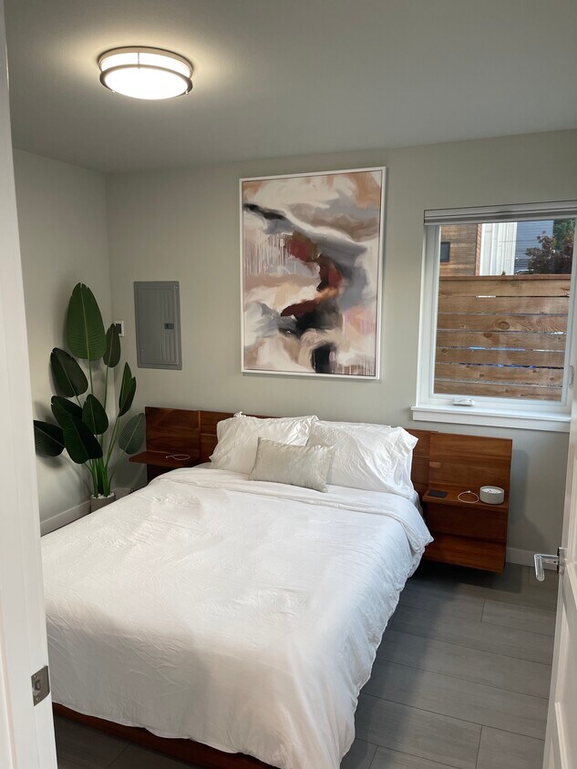 Foto principal - 3638 36th Ave S