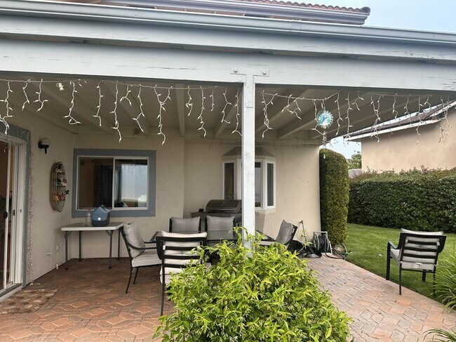 Foto del edificio - 28415 Coveridge Dr