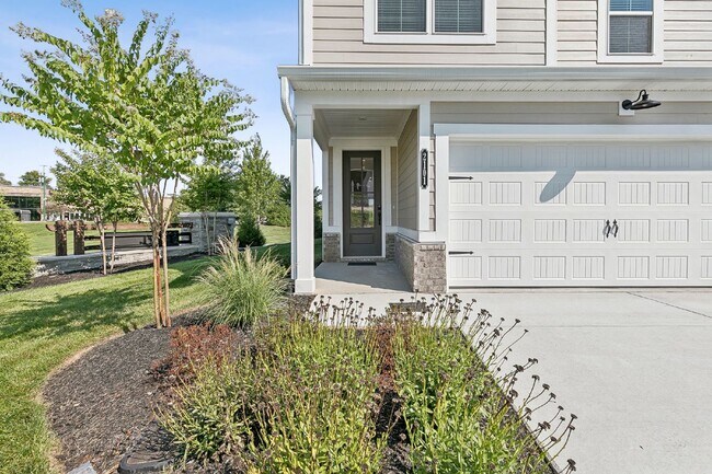 Building Photo - Brand new townhouse / 3 bed - 2.5 bath - 2...