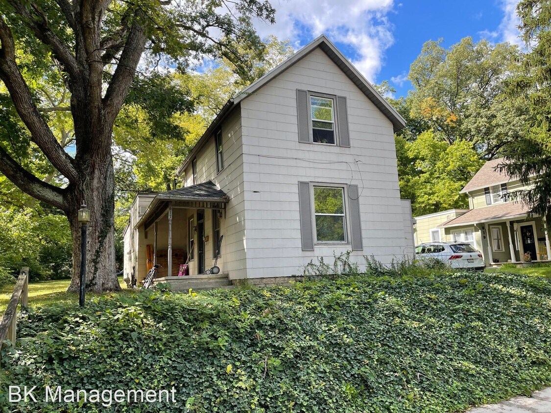 Primary Photo - 4 br, 2 bath House - 617 Rose Street