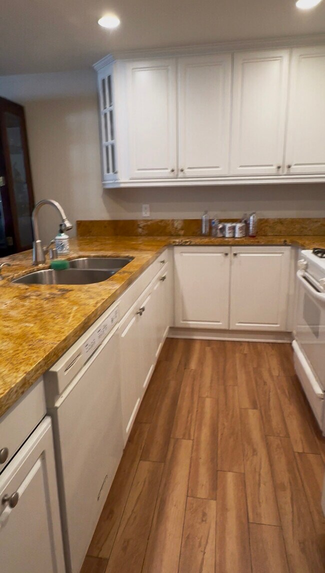 Foto del edificio - 184 Tangelo