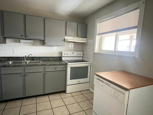 Foto del edificio - 355 E 20th Ave