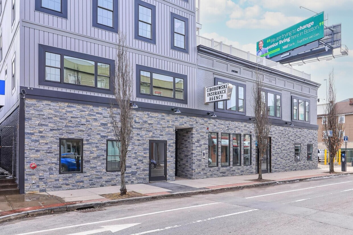 1 Millbury St Unit 1, Worcester, MA 01610 1 Millbury St Worcester, MA