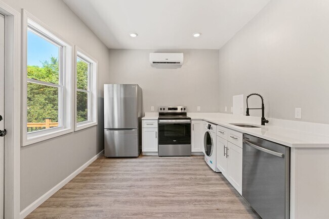 Foto del edificio - 928 Morningside Ave