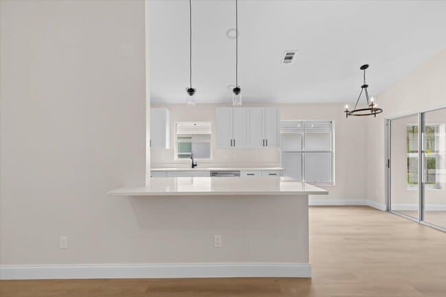 Foto del edificio - Sabal Springs Blvd