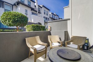 Foto del edificio - 1626 Cliff Rose Dr