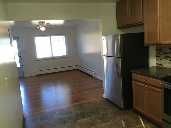 ¡Planta abierta! - 5704 W 37th Ave