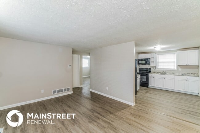 Building Photo - 7311 Helen Ave