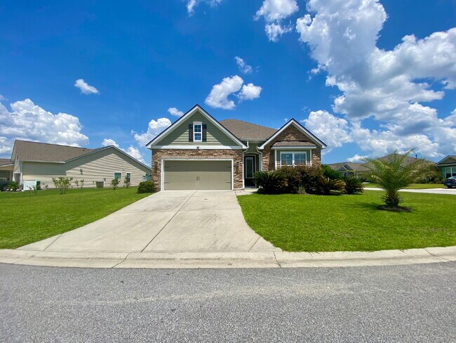 Foto del edificio - Ranch Style, Four Bedroom Home in Mill Creek!