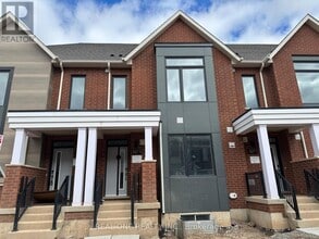 Building Photo - 3273 Crystal Dr
