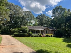 Building Photo - 75 Williamson Dr Building Photo - 75 Williamson Dr