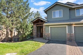 Building Photo - 61691 Metolius Dr