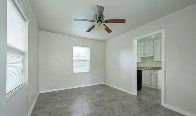 Building Photo - 4106 S Shields Blvd