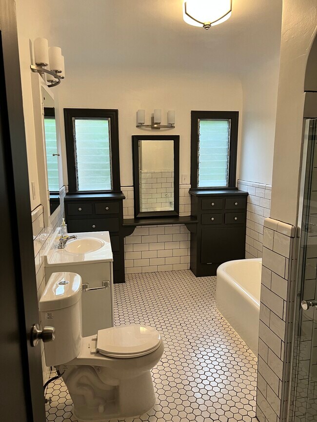 Bathroom 1 - 437 N Orange Dr
