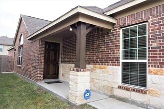 Building Photo - 3314 Madison Elm St