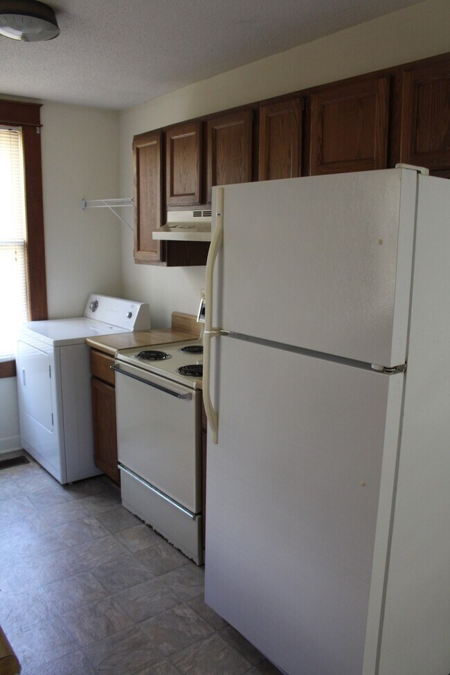 Foto del edificio - 1 Bedroom House in Central available Augus...