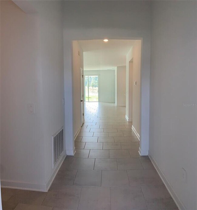 Building Photo - 4097 REDBRIDGE Loop