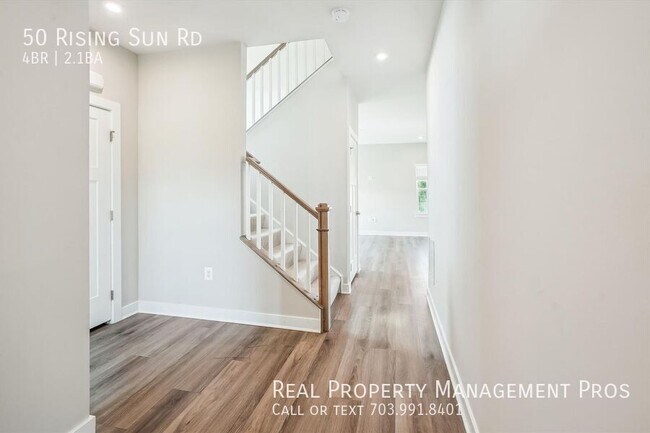 Foto del edificio - 50 Rising Sun Rd